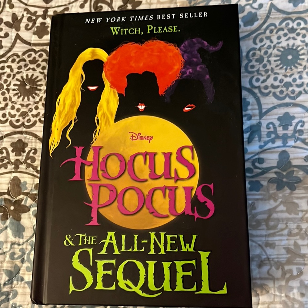 Disney Villains Hocus Pocus Hardcover Book
